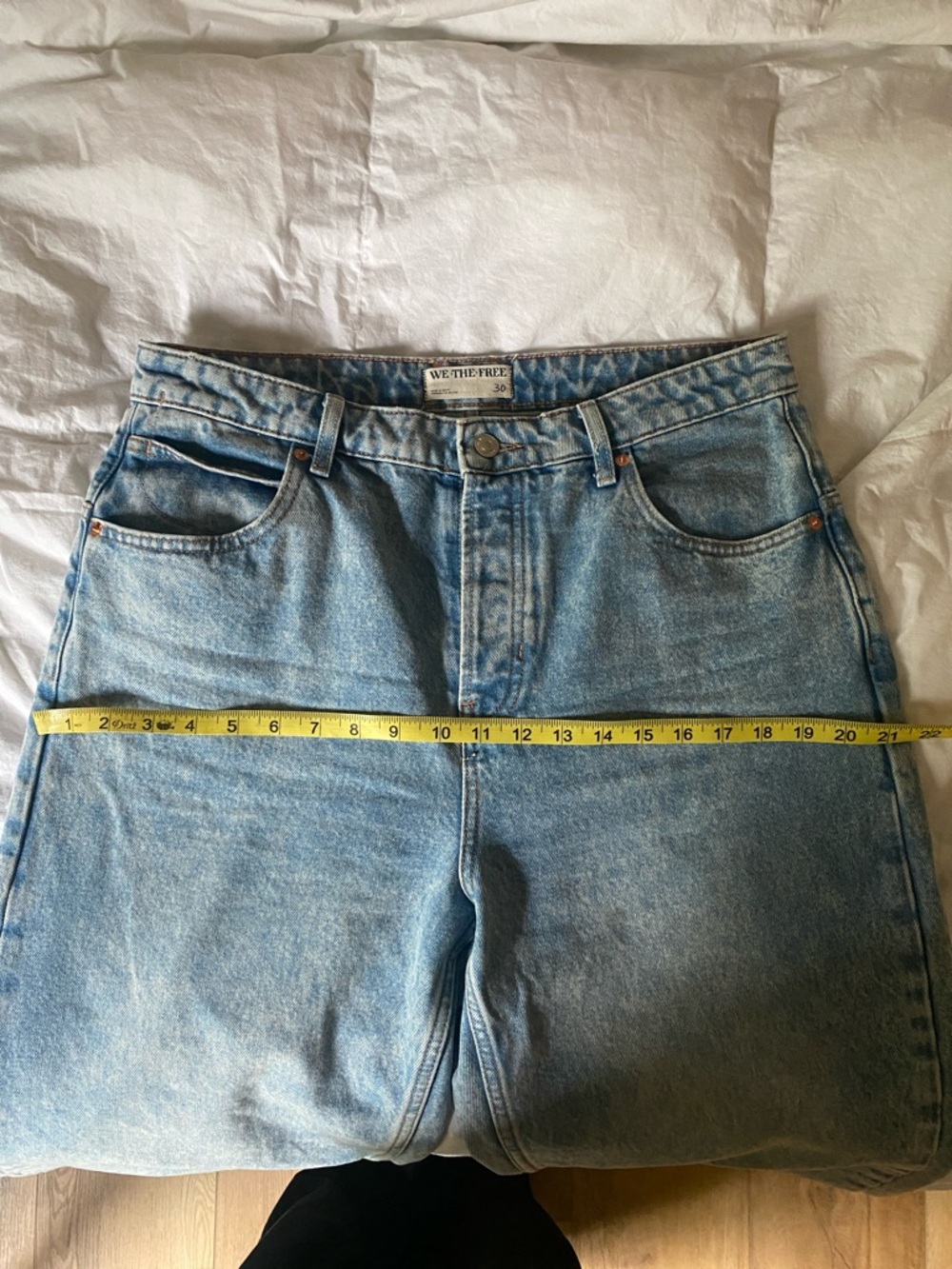 We The Free Relaxed Wide-Leg Jeans - Light Blue Wash - Picture 9 of 11